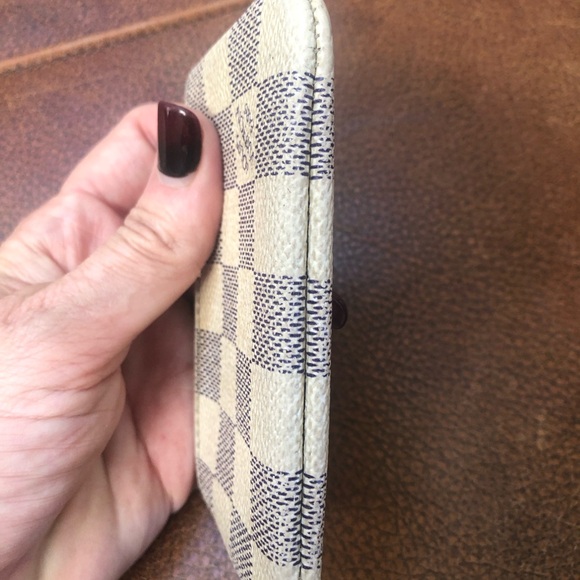 Authentic LV Damier Azur zipper key pouch. - Picture 4 of 4
